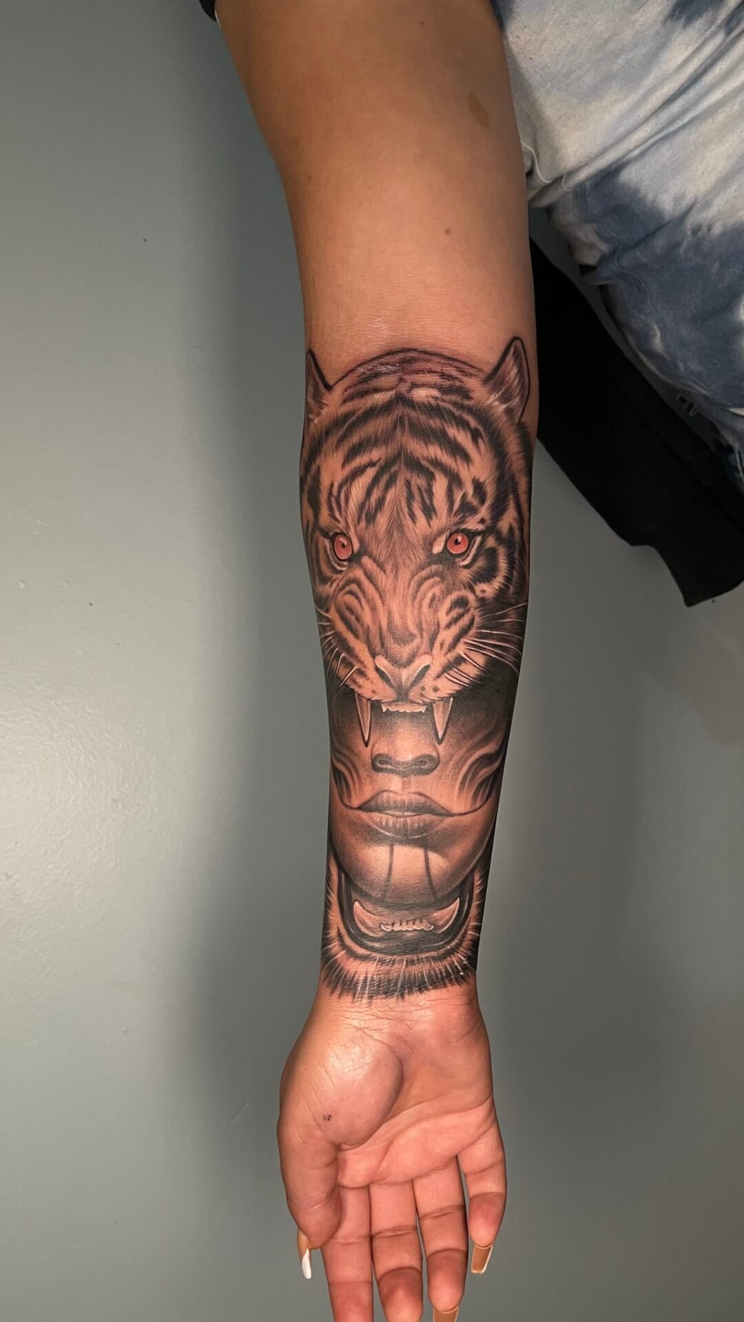 Tiger head